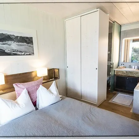 ザ ビュー アパート *